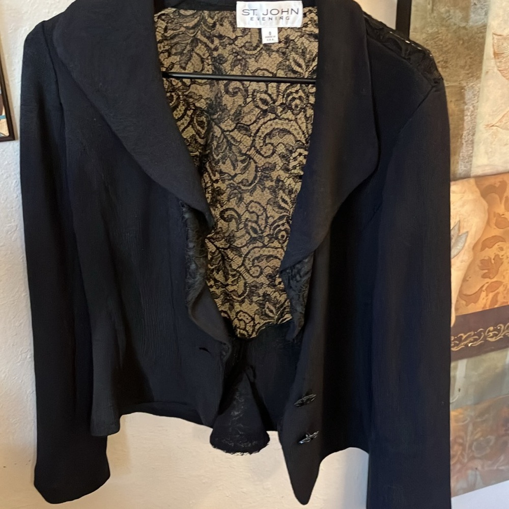 Amazing St John Evening Jacket! Lace Back And Lace Inserts On Back/Sleeves Love! - Picture 7 of 11